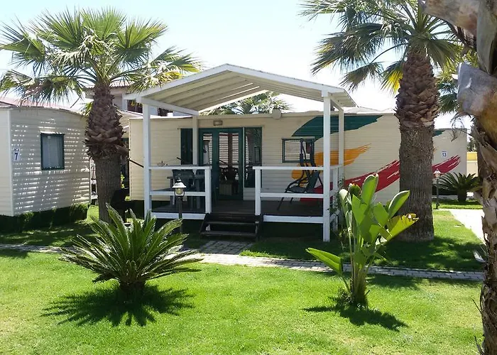 Πάρκο διακοπών Akramar Village *