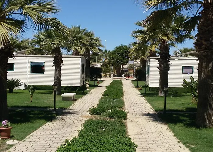 Akramar Village * San Leone